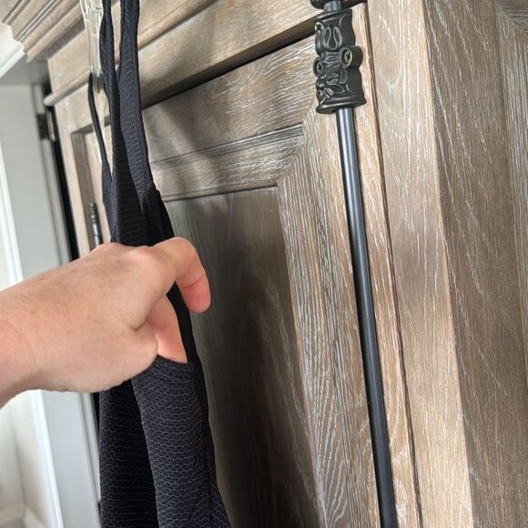 Lululemon Love Tank Pleated black size 6 - Picture 6 of 11